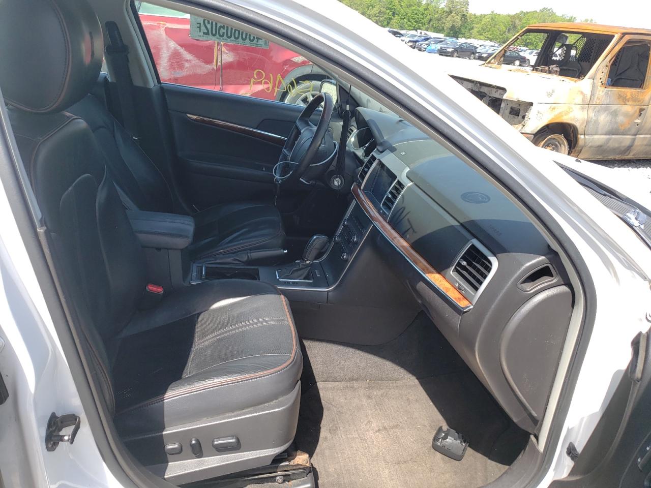 Photo 5 from auction – 2012 LINCOLN MKZ with VIN 3LNHL2JC9CR802724