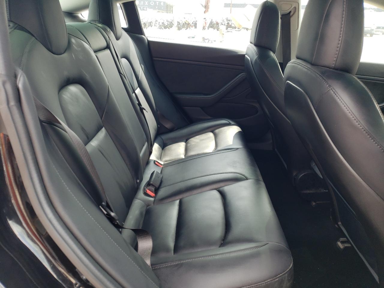 Photo 6 from auction – 2018 TESLA MODEL 3 with VIN 5YJ3E1EB2JF090432