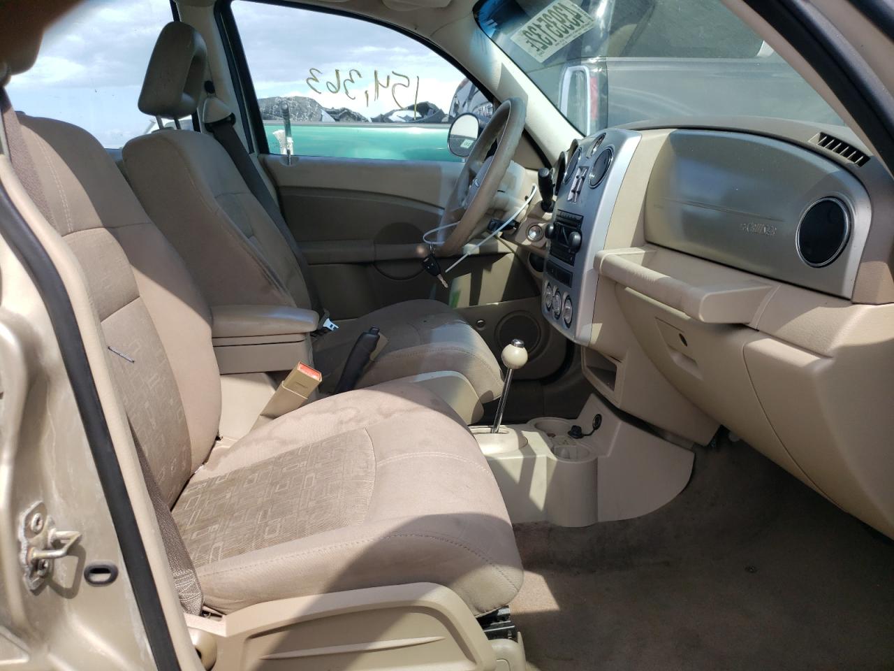 Photo 5 from auction – 2006 CHRYSLER PT CRUISER with VIN 3A4FY58B26T215746