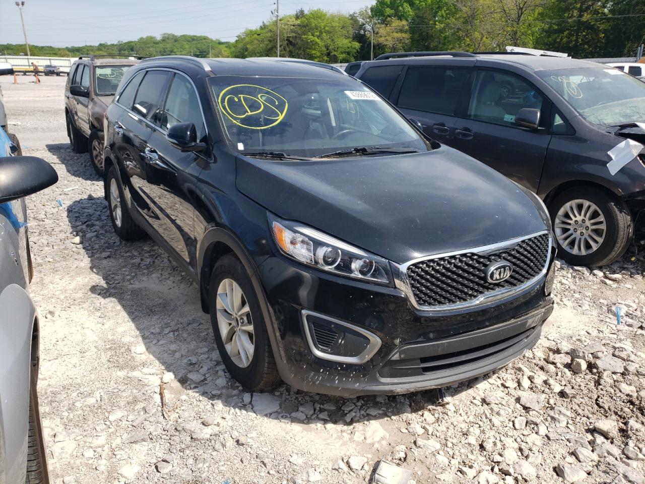 KIA SORENTO LX 2016 with VIN 5XYPGDA35GG039858 - Photo from auction