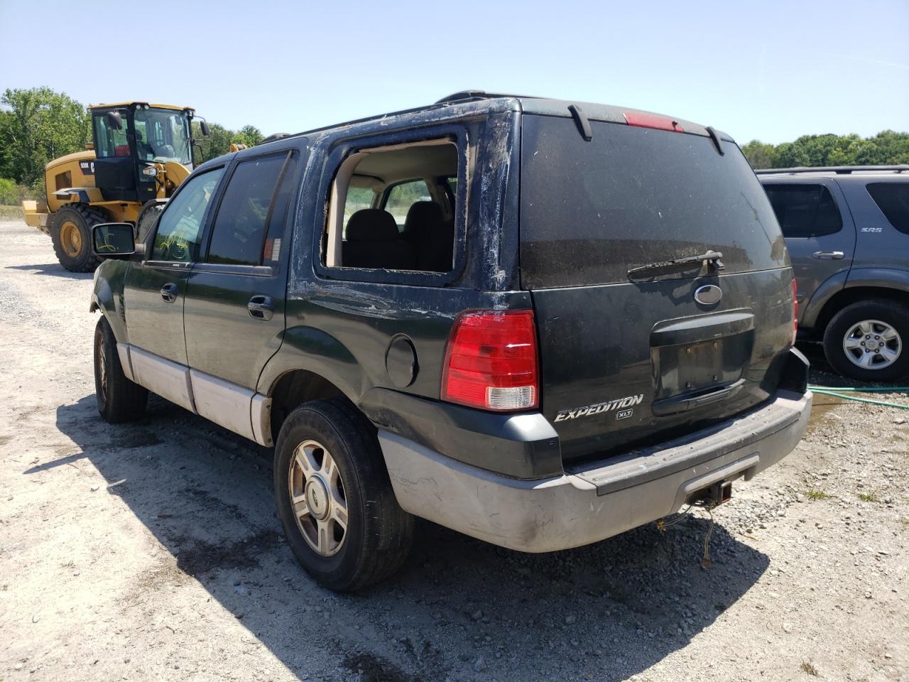 Photo 3 from auction – 2003 FORD EXPEDITION with VIN 1FMRU15W23LC16414