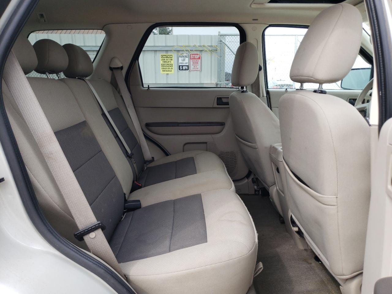 Photo 6 from auction – 2008 FORD ESCAPE XLT with VIN 1FMCU03188KA14634