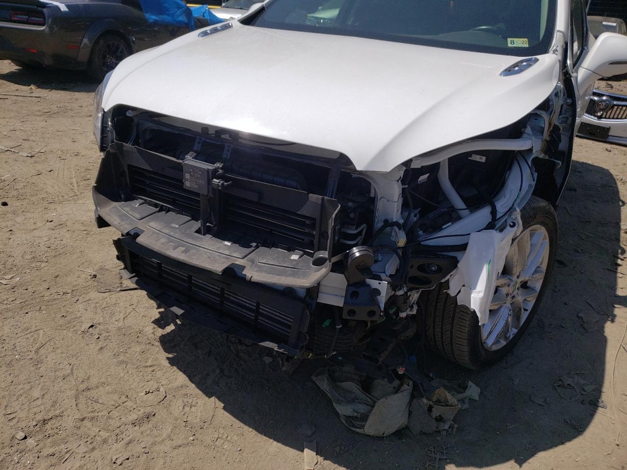 Photo 9 from auction – 2019 BUICK ENVISION P with VIN LRBFX4SX0KD125274