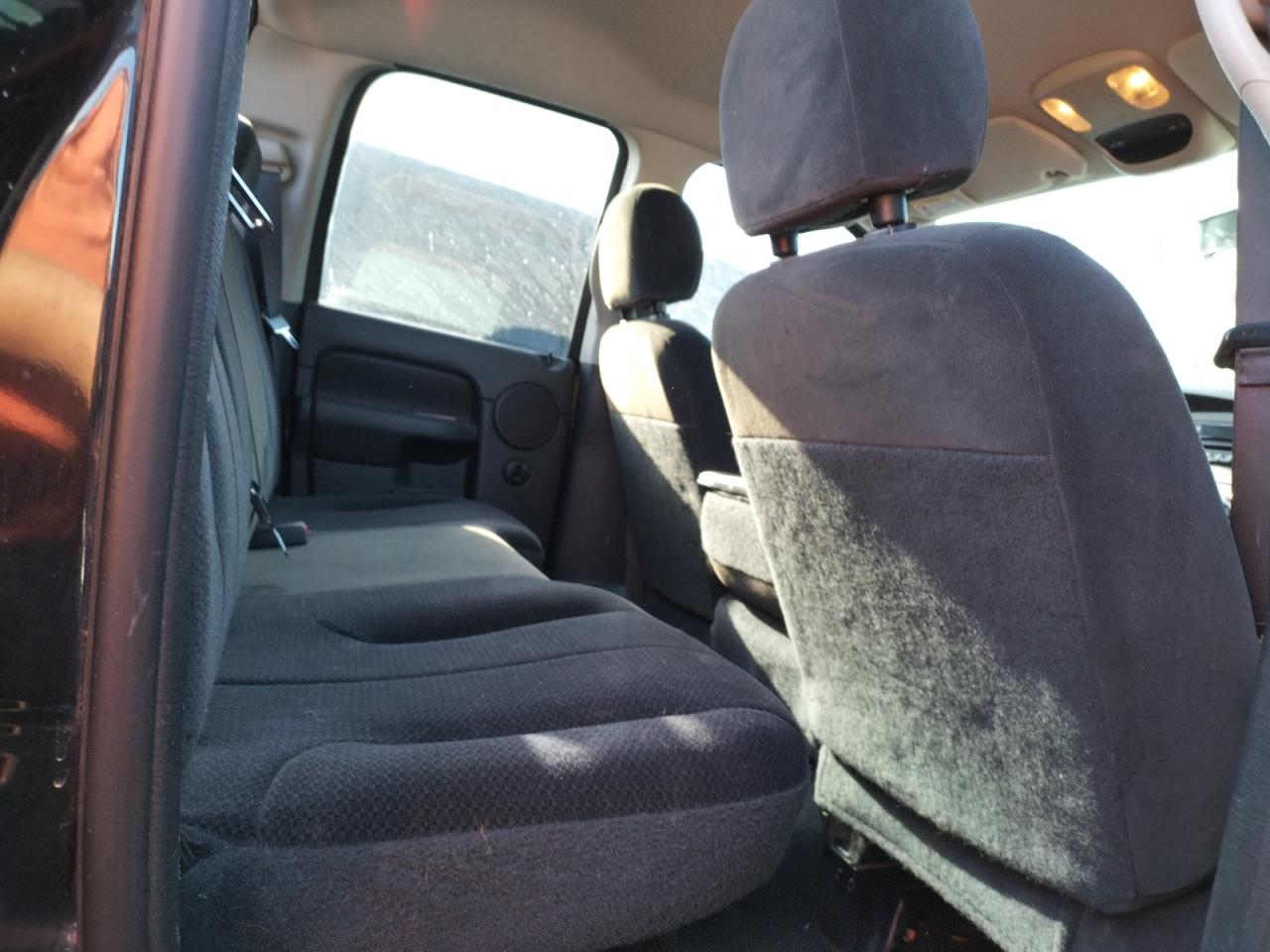 Photo 6 from auction – 2004 DODGE RAM 1500 S with VIN 1D7HA18D74J294211