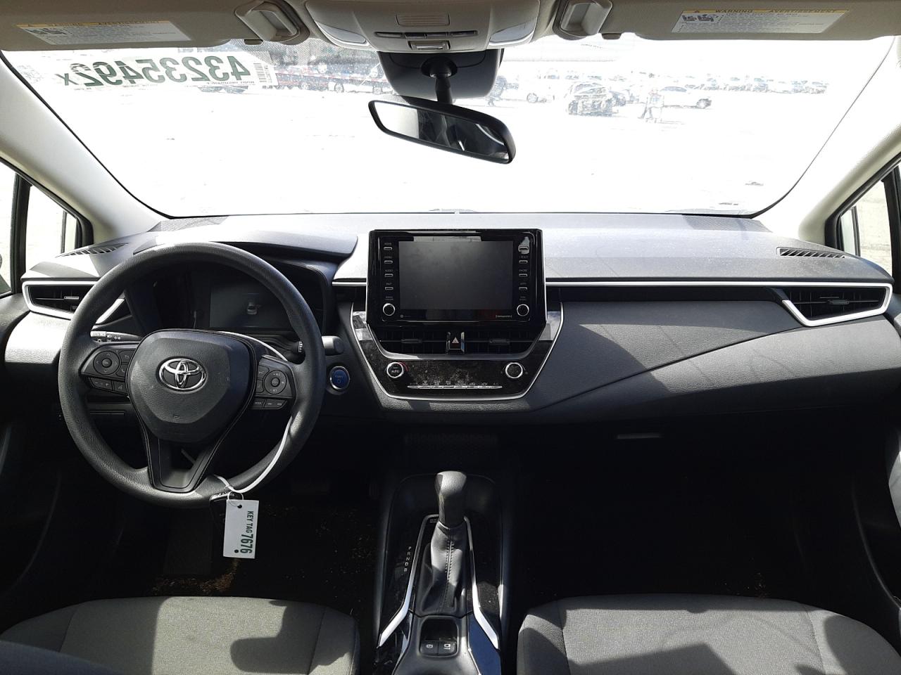 Photo 9 from auction – 2021 TOYOTA COROLLA LE with VIN JTDEAMDE8MJ015992