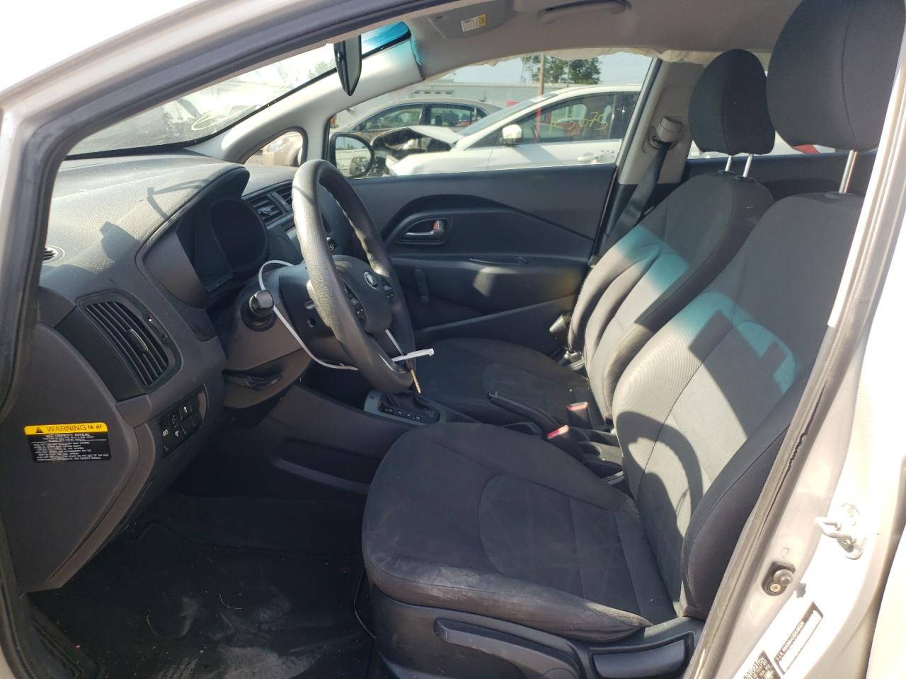 Photo 5 from auction – 2013 KIA RIO LX with VIN KNADM4A33D6196926