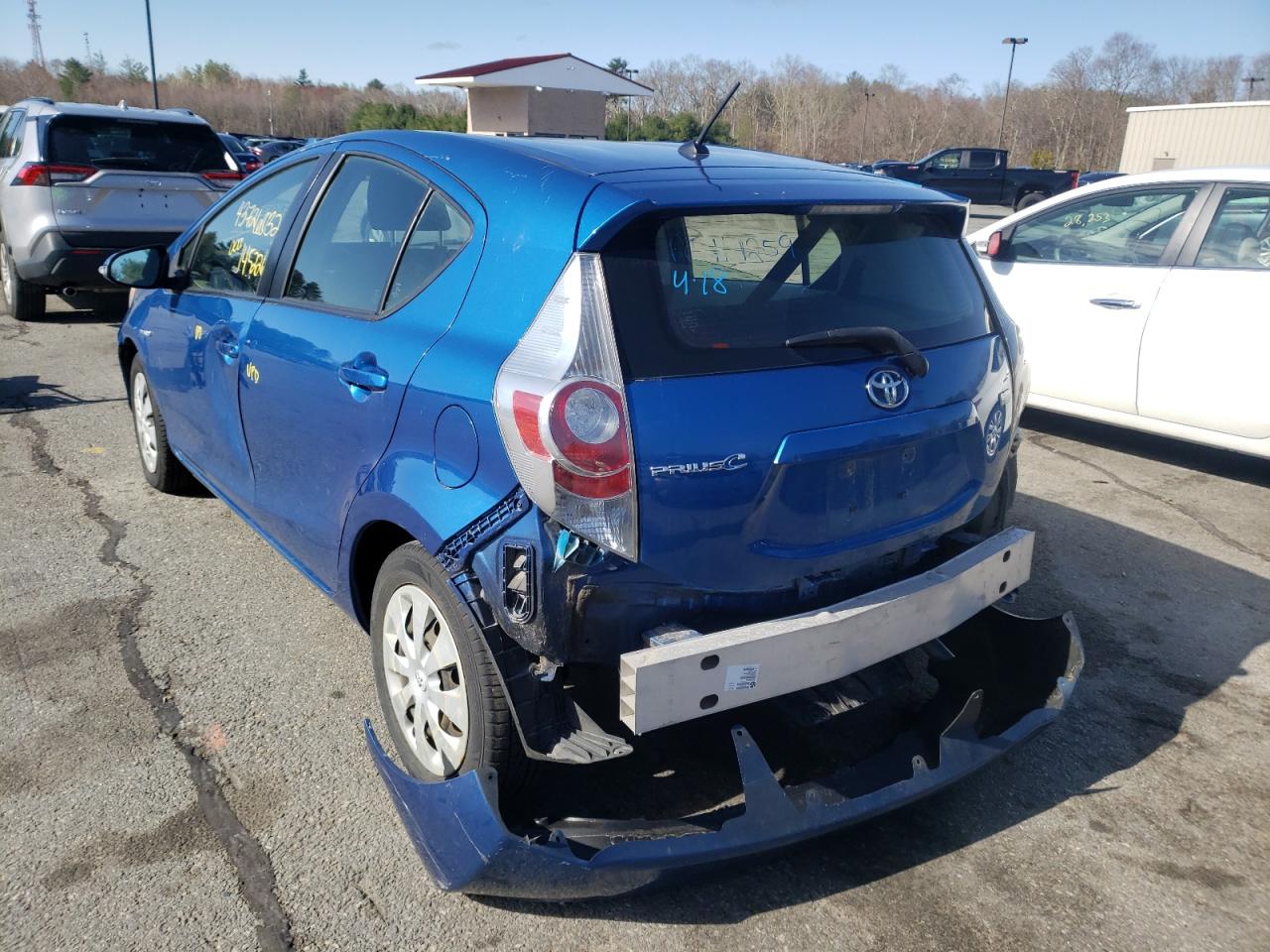 Photo 3 from auction – 2013 TOYOTA PRIUS C with VIN JTDKDTB30D1039872