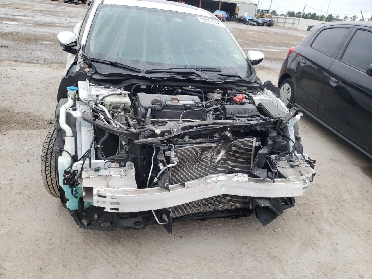 Photo 9 from auction – 2017 HONDA CIVIC EX with VIN 19XFC2F71HE069686