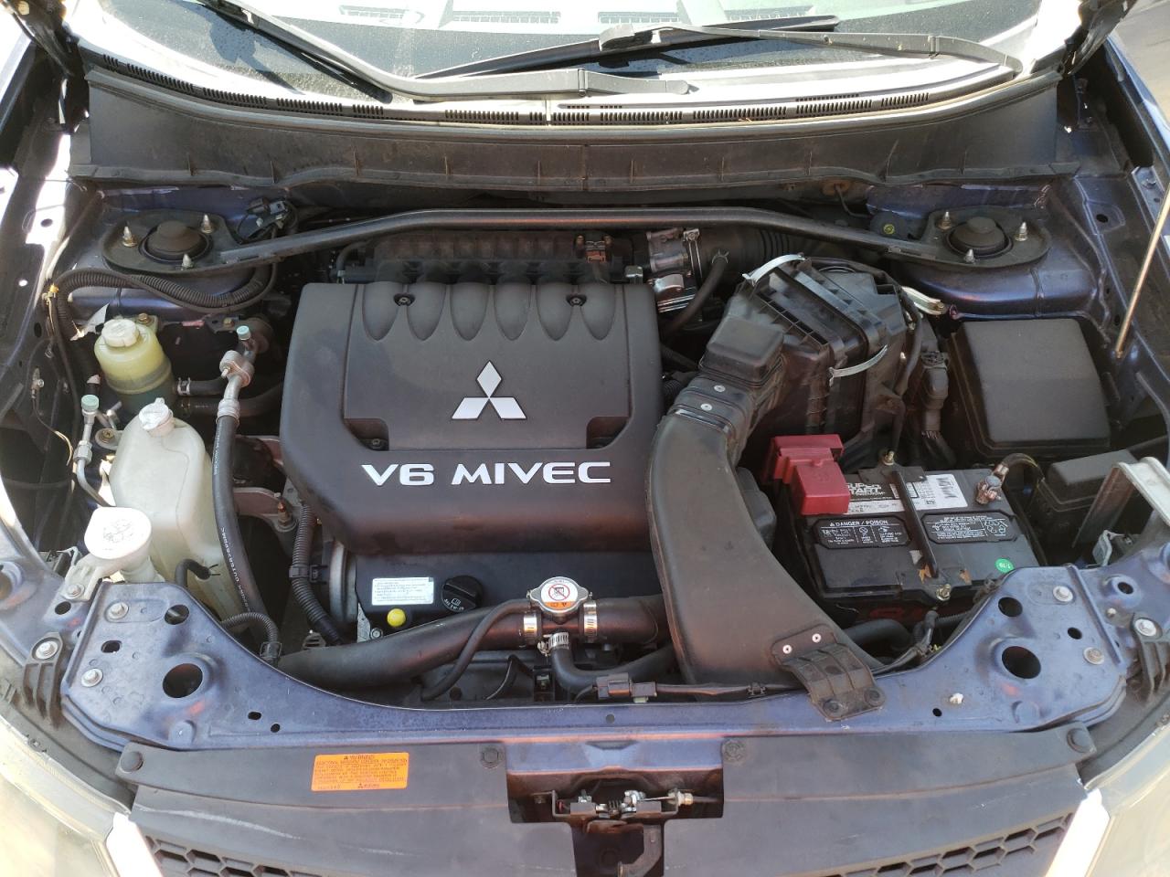 Photo 7 from auction – 2007 MITSUBISHI OUTLANDER with VIN JA4MT31X27U009611