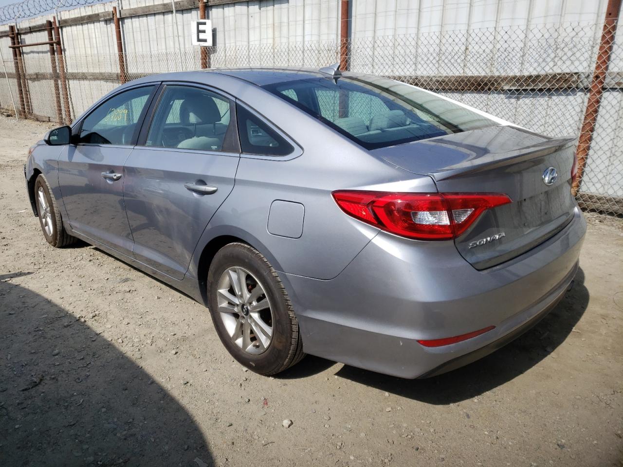 Photo 3 from auction – 2017 HYUNDAI SONATA SE with VIN 5NPE24AF3HH483413