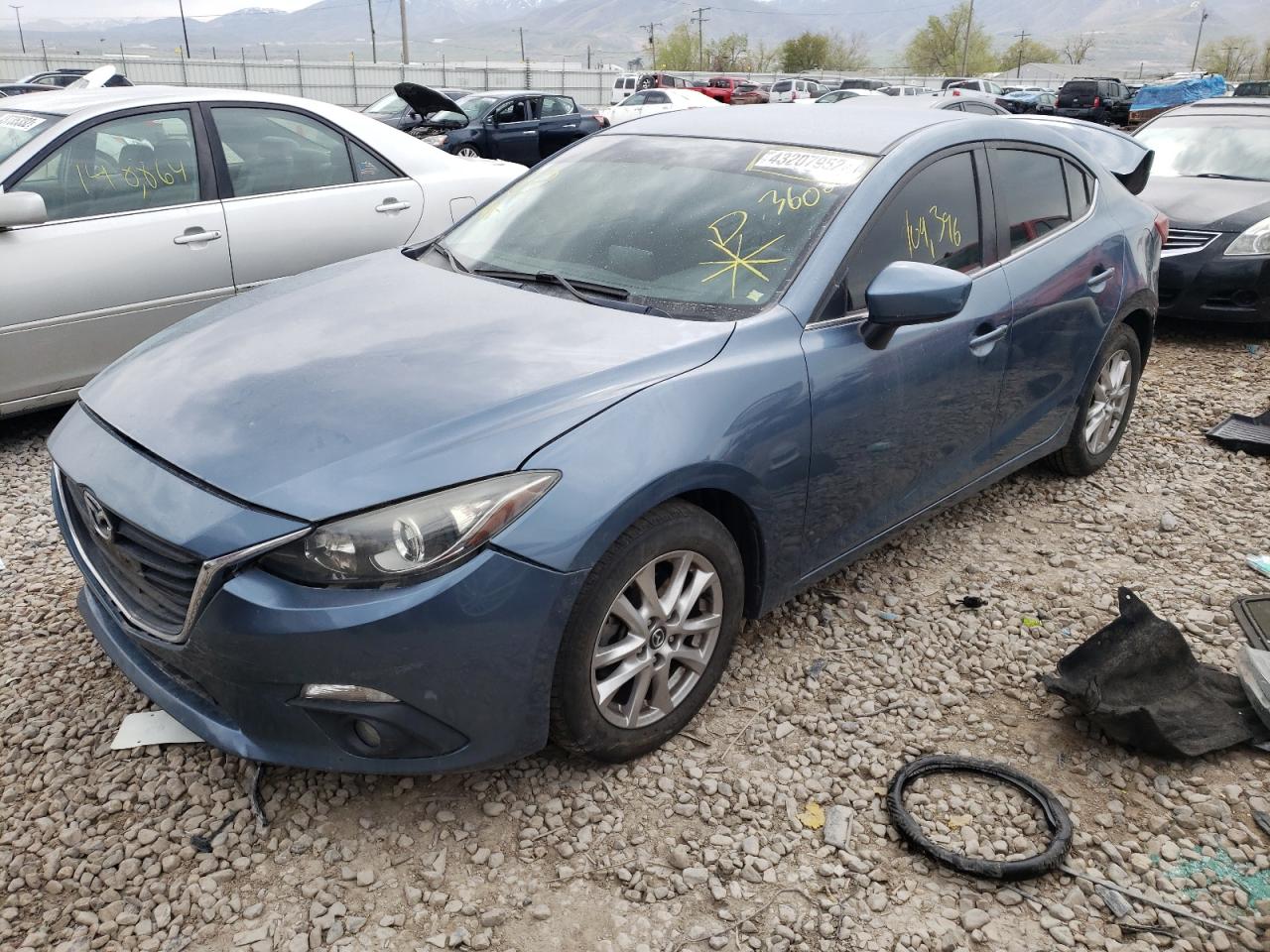 Photo 2 from auction – 2015 MAZDA 3 TOURING with VIN JM1BM1V76F1260088