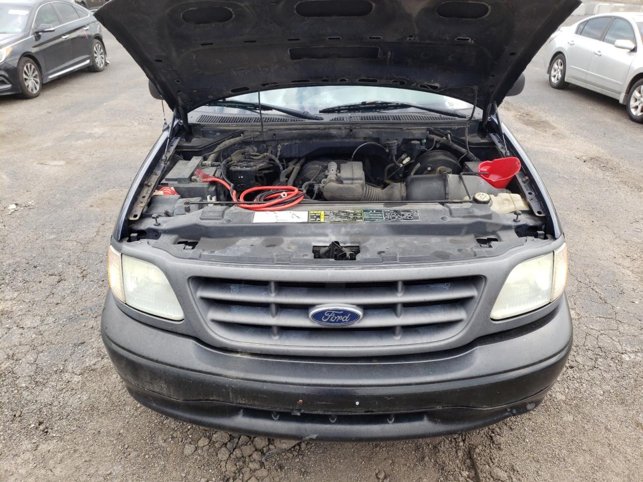 Photo 7 from auction – 2003 FORD F150 with VIN 1FTRF17283NB82010