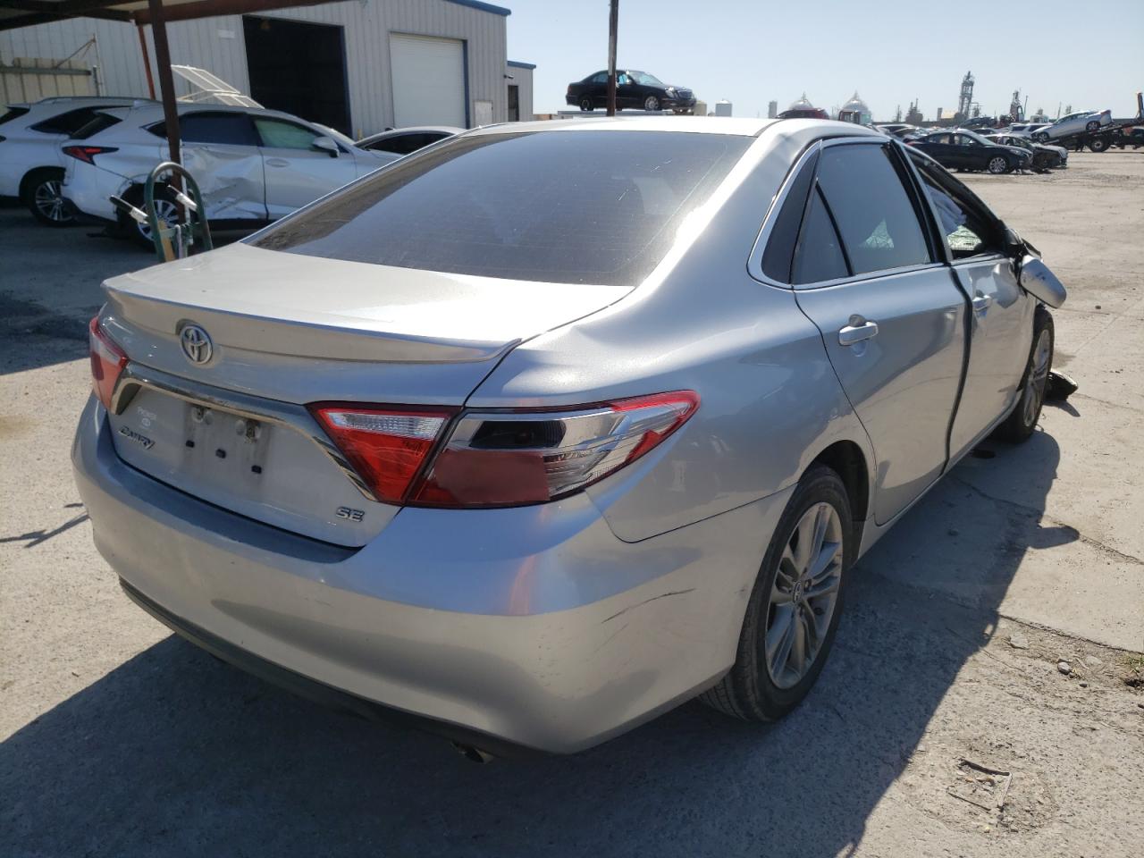 Photo 4 from auction – 2015 TOYOTA CAMRY LE with VIN 4T1BF1FK5FU904929