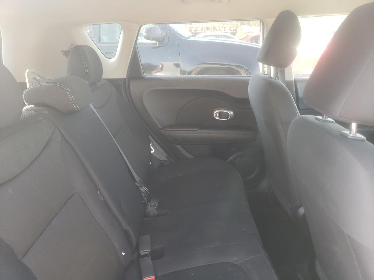 Photo 6 from auction – 2015 KIA SOUL with VIN KNDJN2A21F7779393