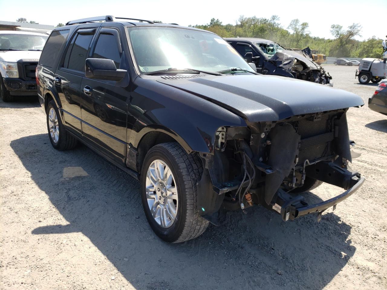 FORD EXPEDITION 2011 with VIN 1FMJU1K52BEF07622 - Photo from auction