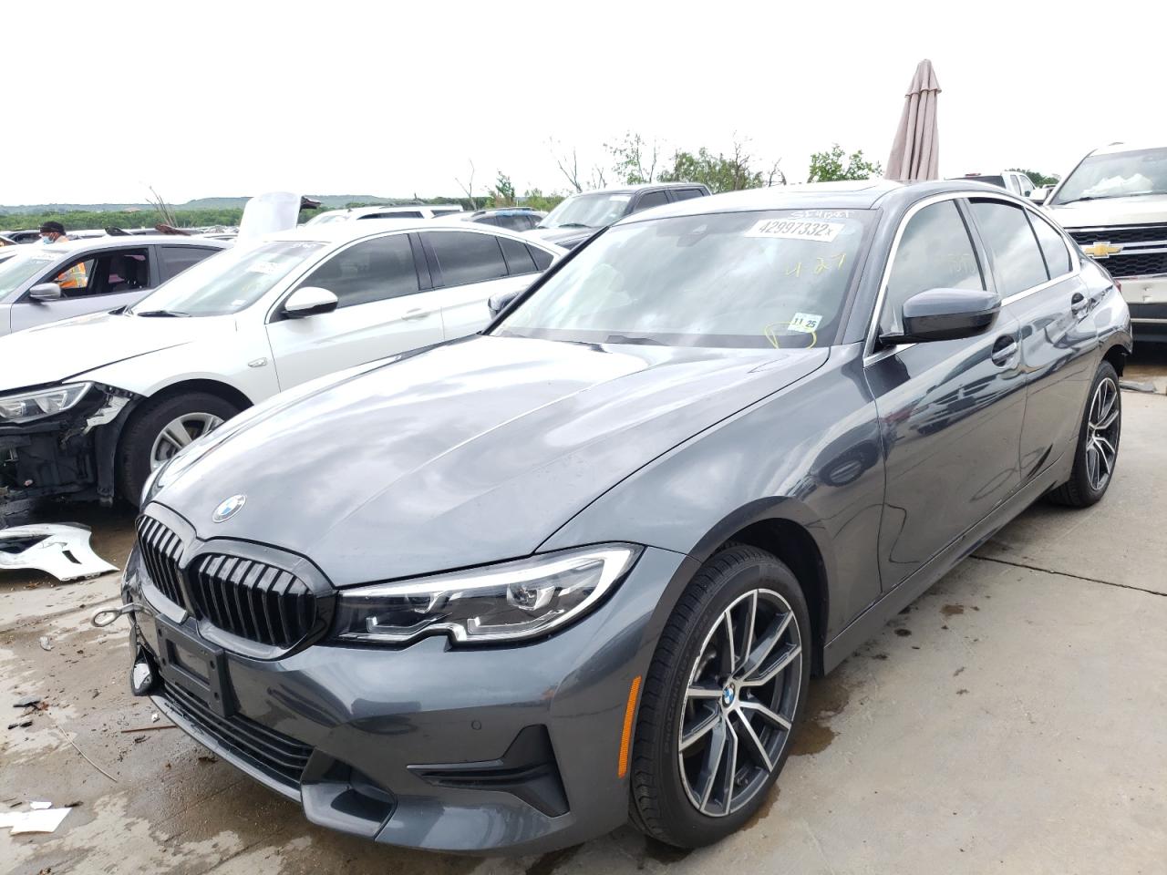 Photo 2 from auction – 2021 BMW 330XI with VIN 3MW5R7J0XM8B58356