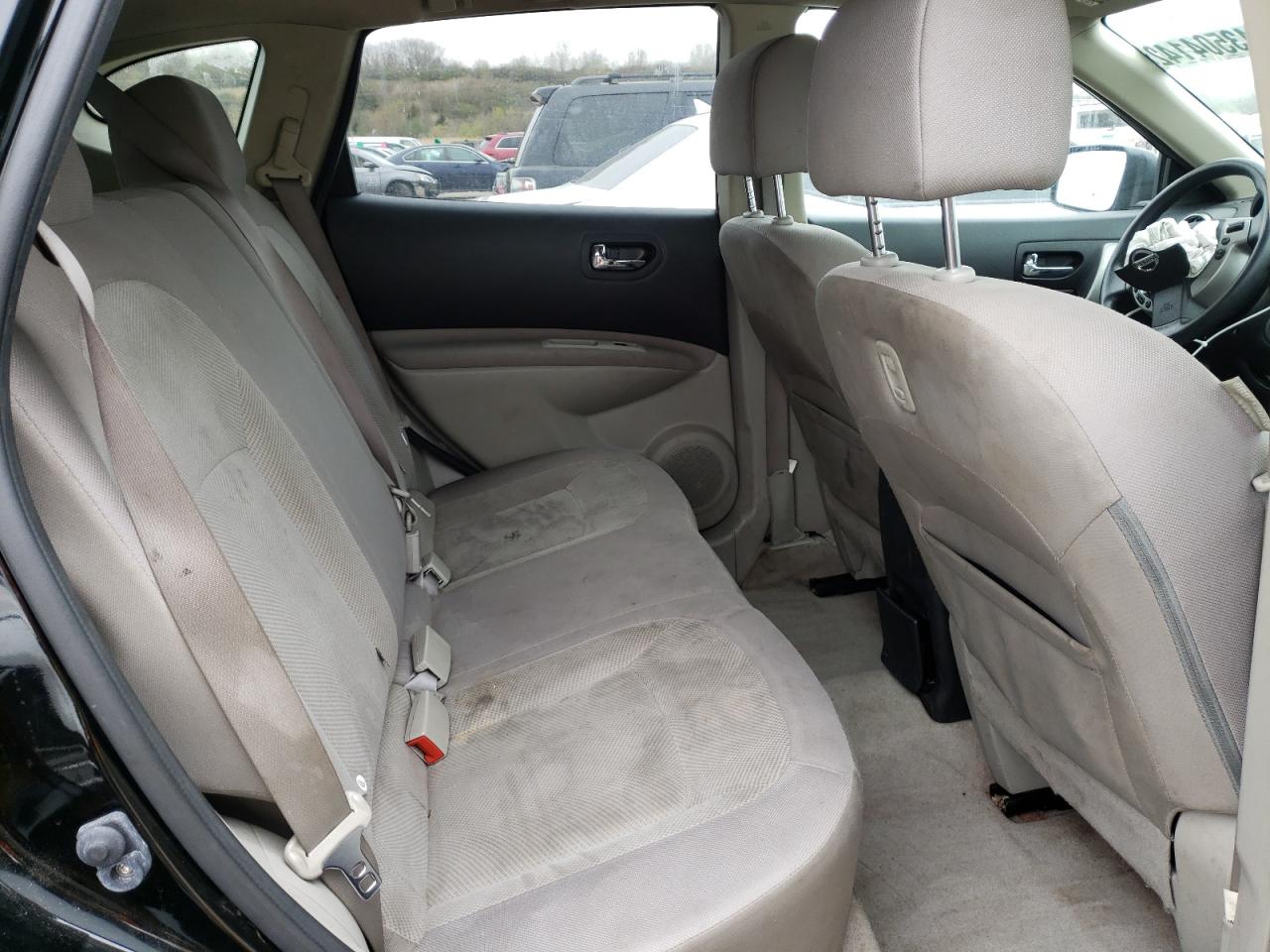 Photo 6 from auction – 2013 NISSAN ROGUE S with VIN JN8AS5MT8DW034128