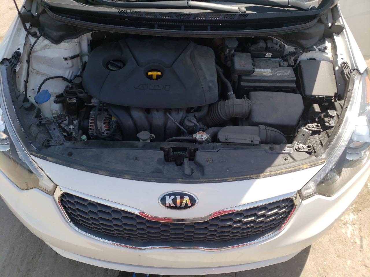 Photo 7 from auction – 2015 KIA FORTE EX with VIN KNAFZ4A86F5348227