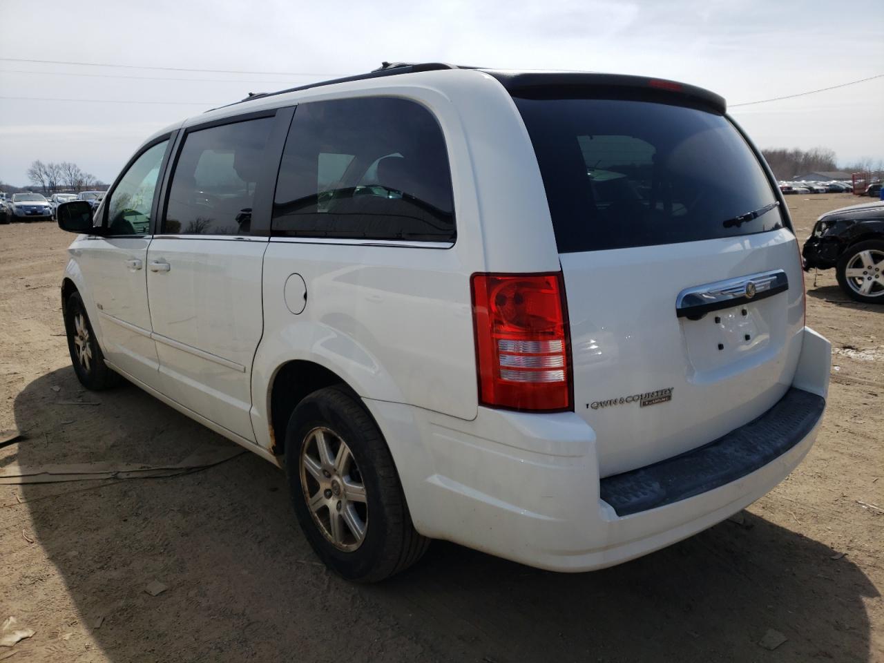 Photo 3 from auction – 2008 CHRYSLER TOWN & COU with VIN 2A8HR54P68R731538