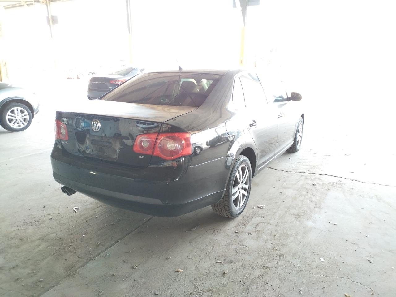 Photo 4 from auction – 2007 VOLKSWAGEN JETTA with VIN 3VWGF71K87M030020