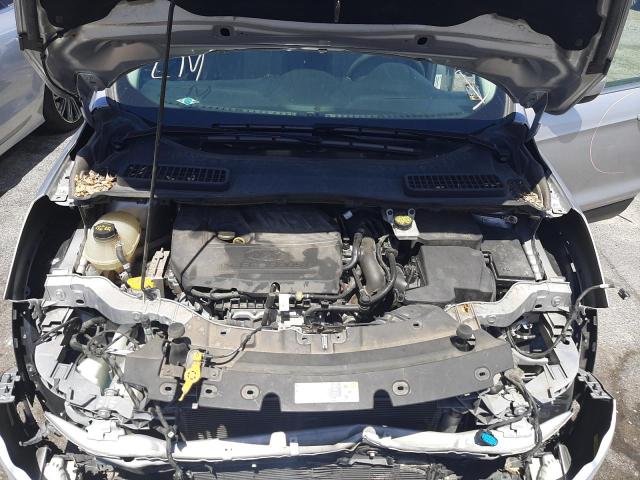 Photo 7 from auction – 2017 FORD ESCAPE SE with VIN 1FMCU0GDXHUC26699