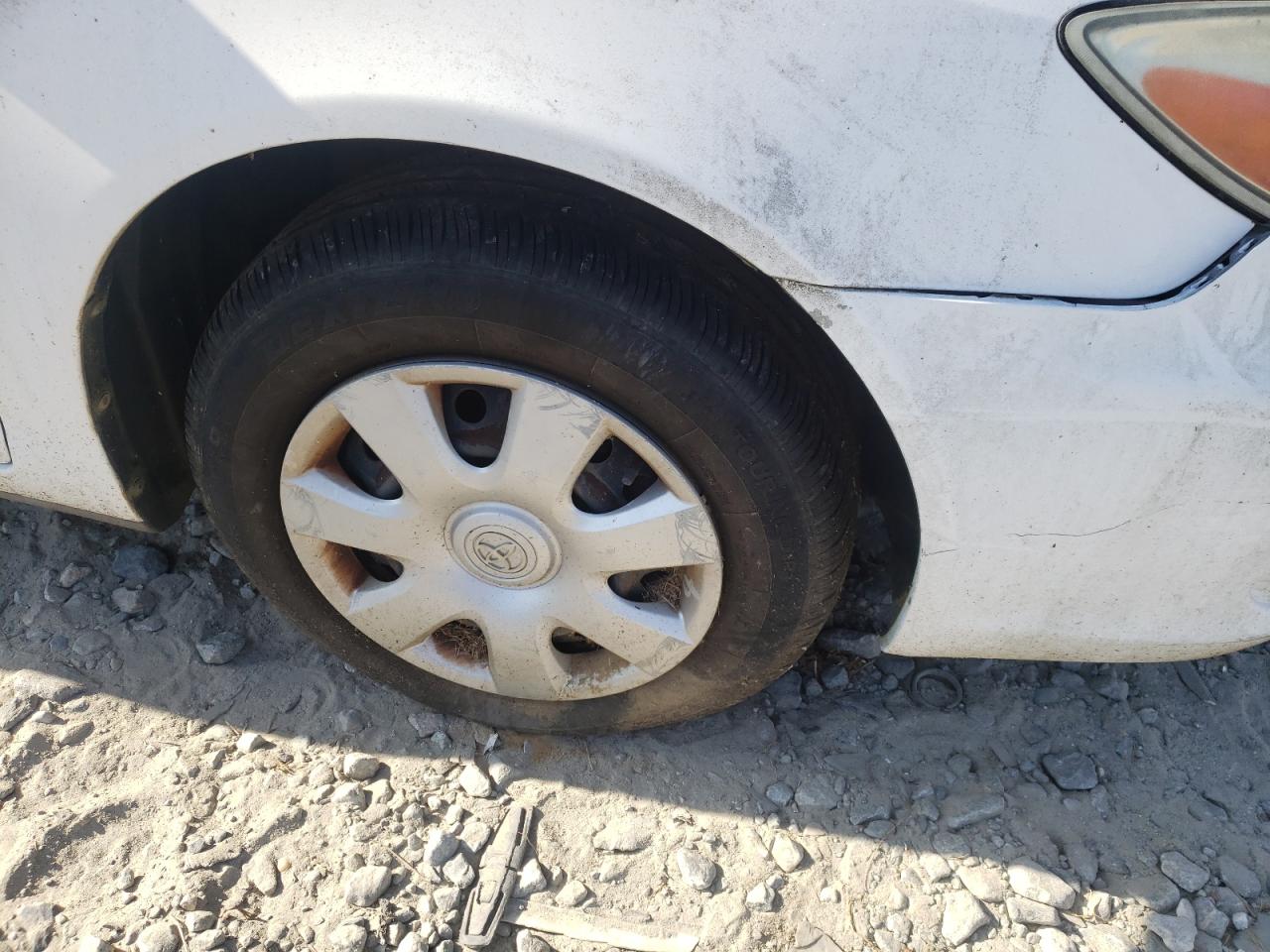 Photo 9 from auction – 2002 TOYOTA CAMRY LE with VIN 4T1BE32K22U059195