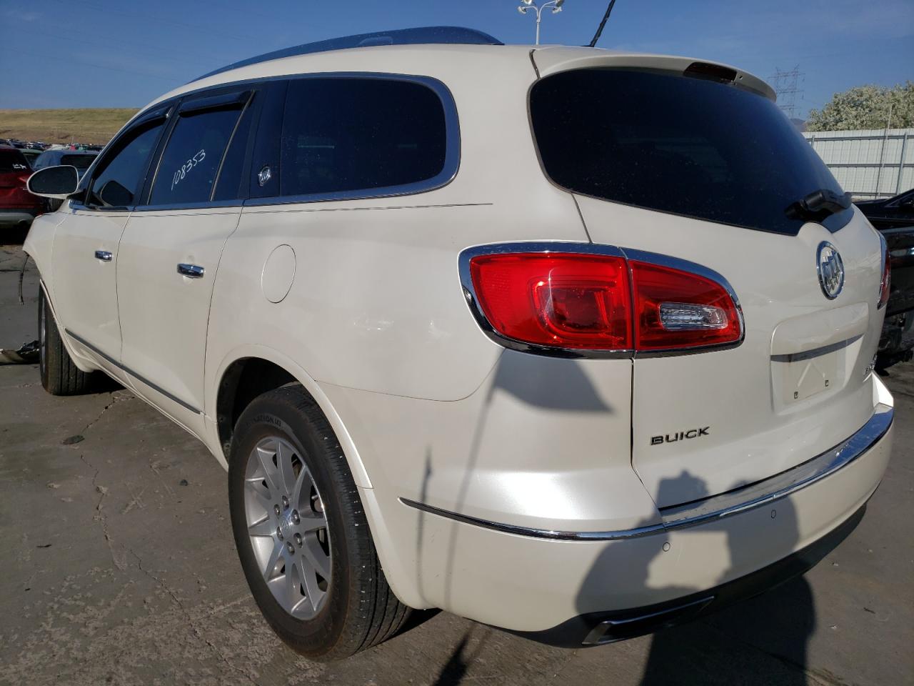 Photo 3 from auction – 2014 BUICK ENCLAVE with VIN 5GAKVBKD0EJ211367