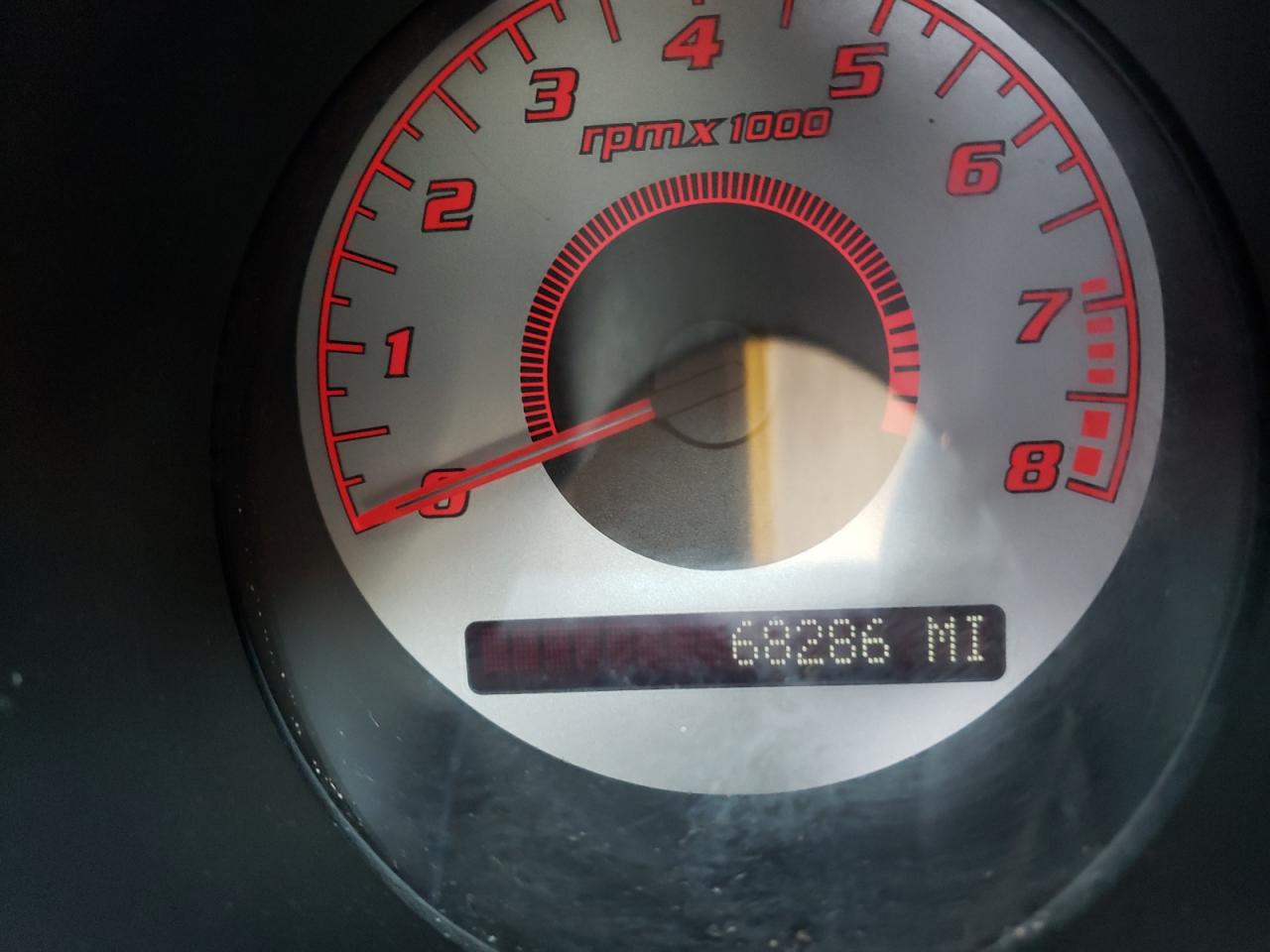 Photo 8 from auction – 2006 PONTIAC SOLSTICE with VIN 1G2MB33B56Y102600