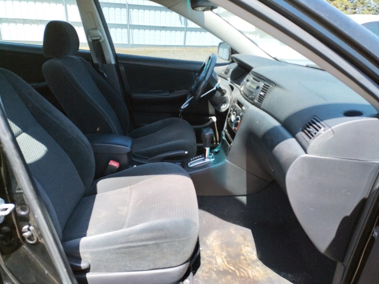 Photo 5 from auction – 2005 TOYOTA COROLLA CE with VIN 1NXBR32E75Z549795