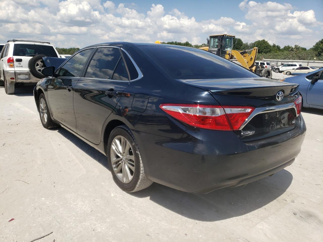 Photo 3 from auction – 2017 TOYOTA CAMRY LE with VIN 4T1BF1FKXHU784497