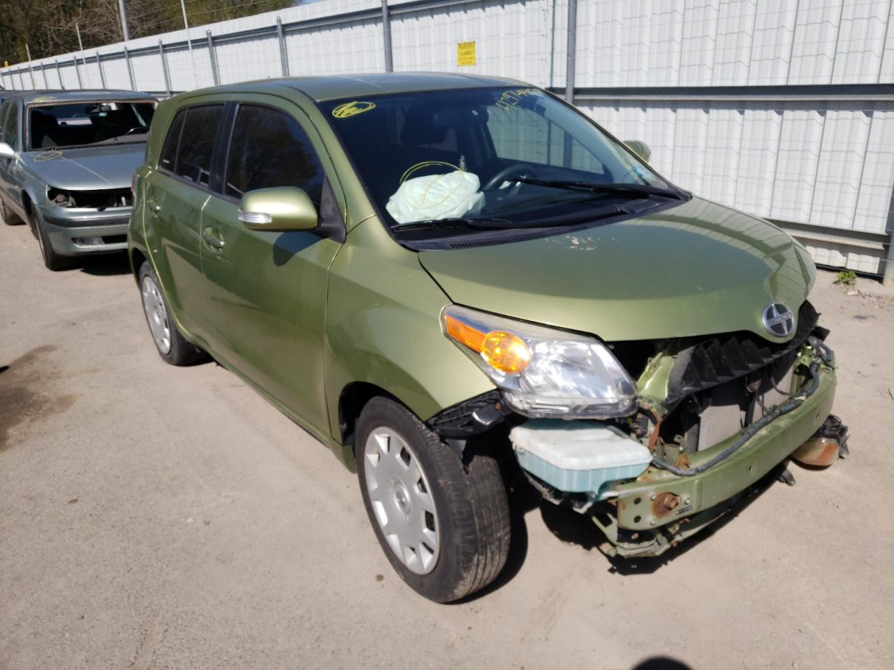 Photo 1 from auction – 2009 TOYOTA SCION XD with VIN JTKKU10489J048805