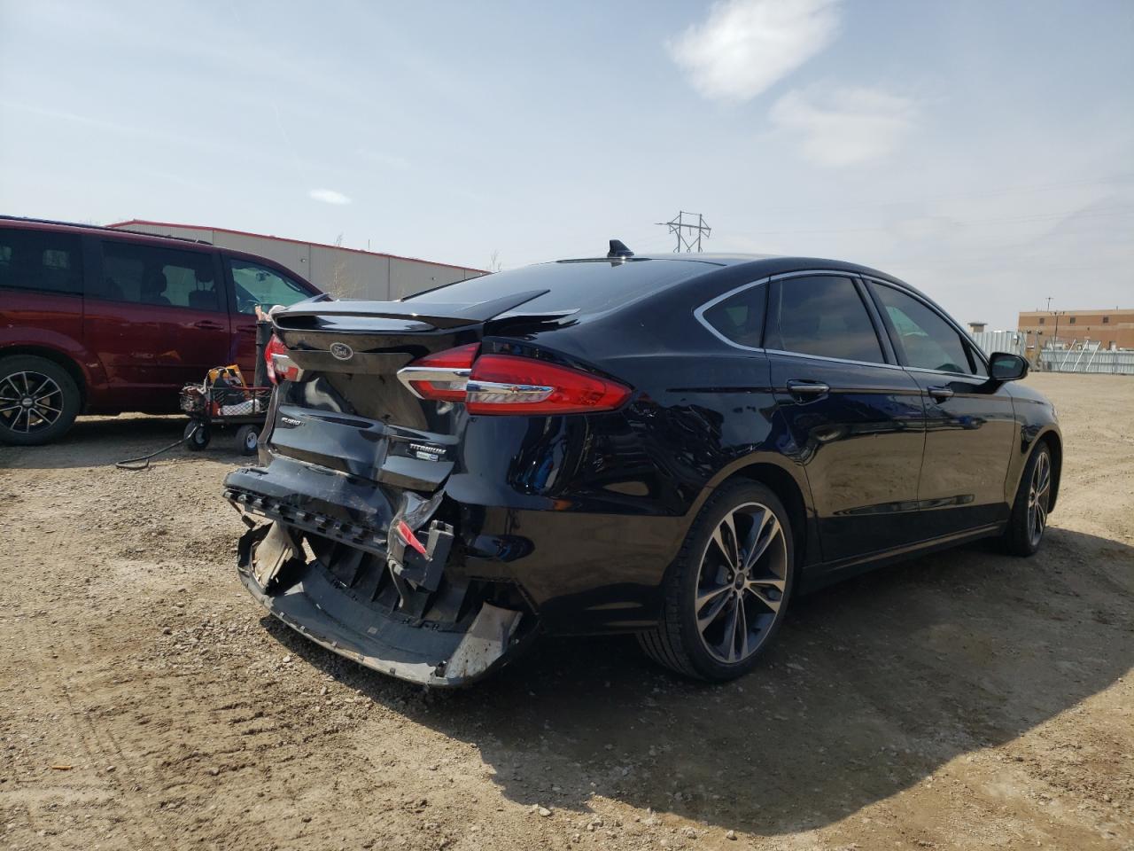 Photo 4 from auction – 2019 FORD FUSION TIT with VIN 3FA6P0D91KR152831