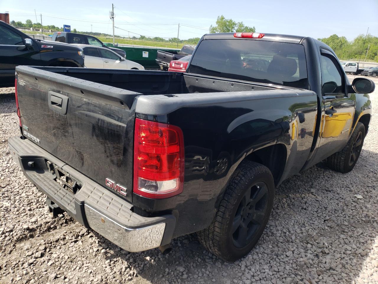 Photo 4 from auction – 2011 GMC SIERRA C15 with VIN 1GTN1TEA0BZ401682