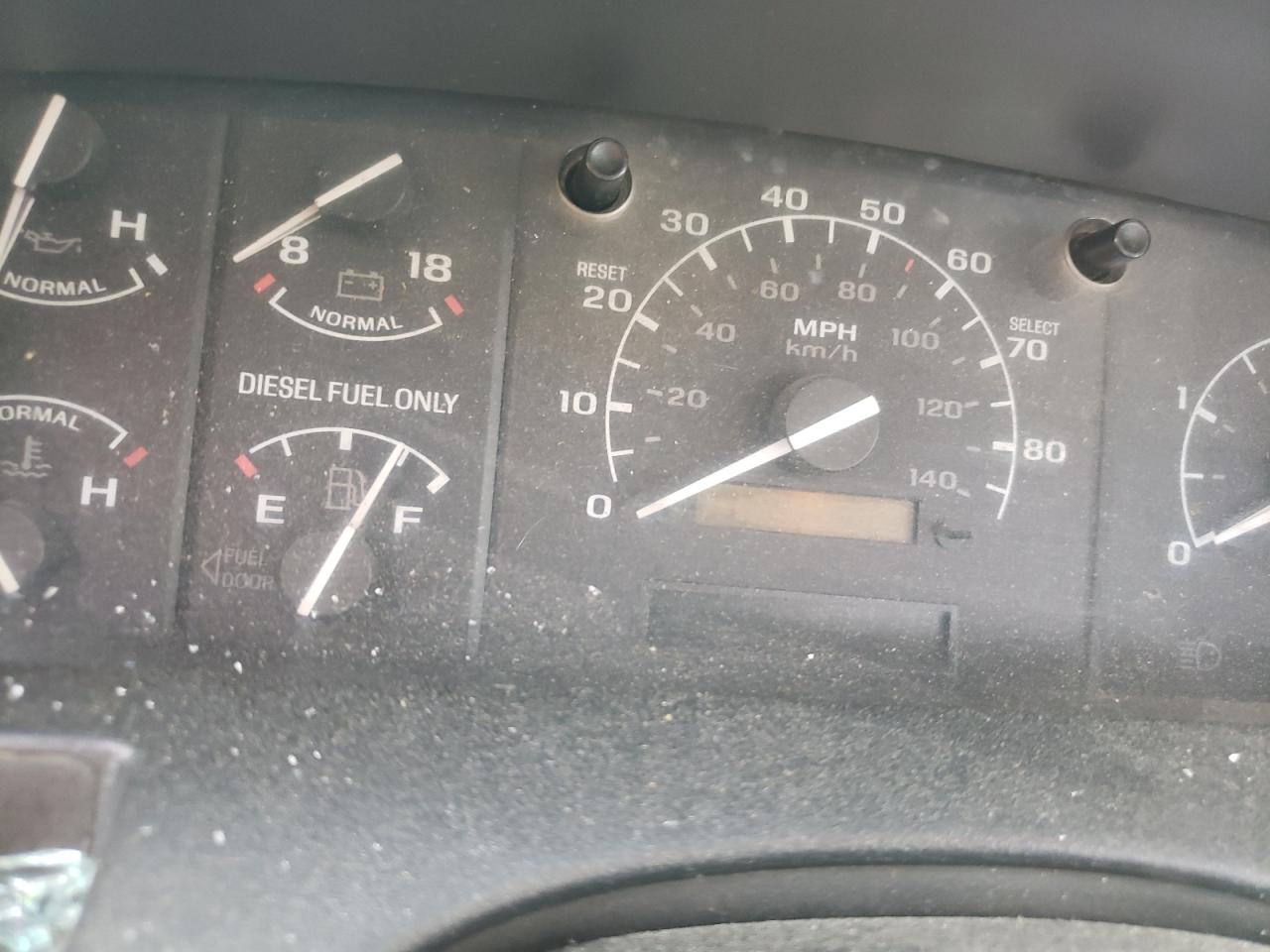 Photo 8 from auction – 1992 FORD F250 with VIN 1FTHX25M4NKC02079