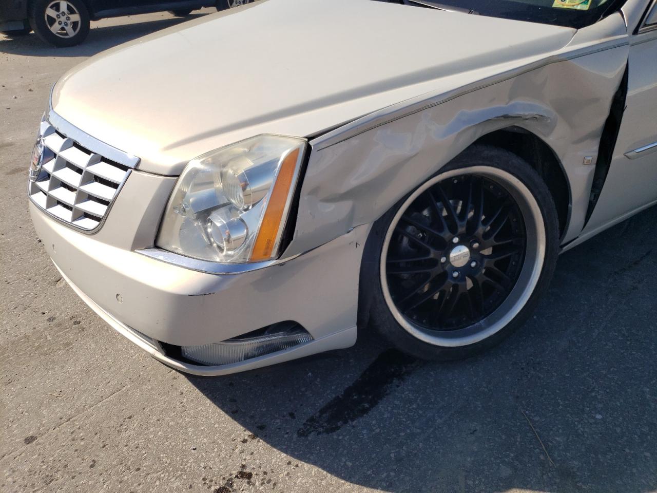 Photo 9 from auction – 2008 CADILLAC DTS with VIN 1G6KD57Y28U113249