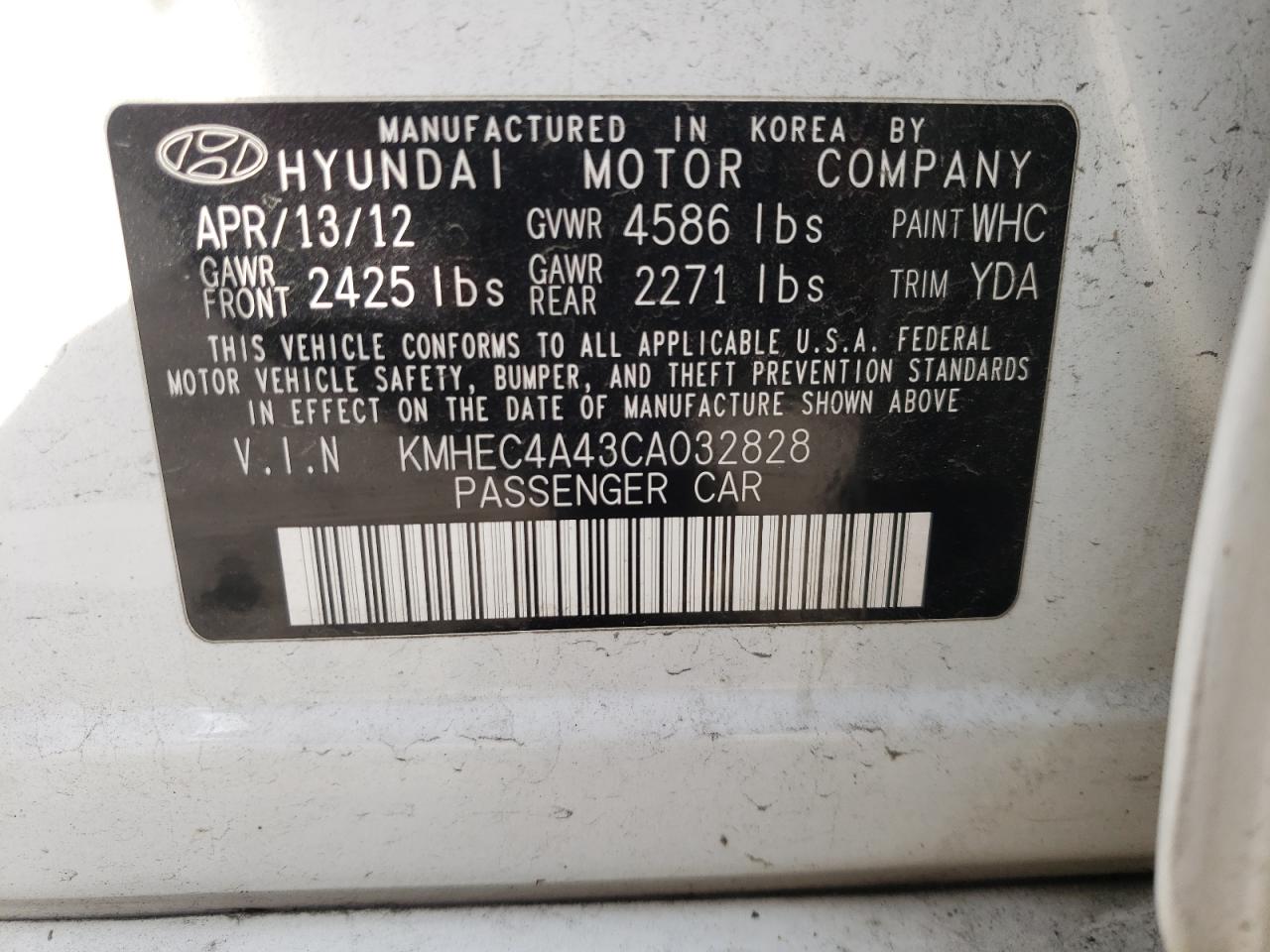 Photo 10 from auction – 2012 HYUNDAI SONATA HYB with VIN KMHEC4A43CA032828