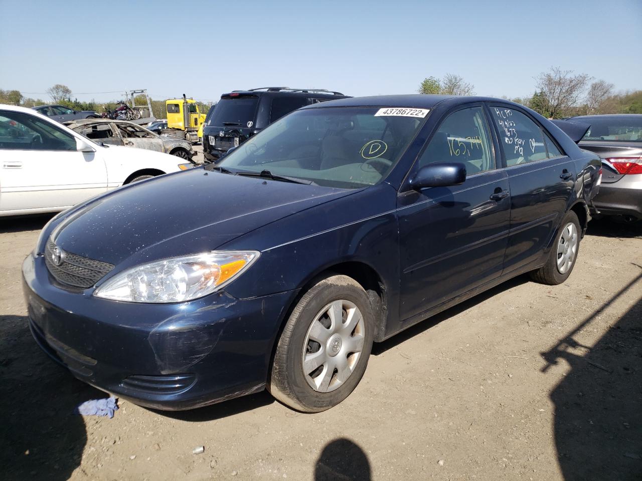 Photo 2 from auction – 2003 TOYOTA CAMRY LE with VIN 4T1BE30K13U231673