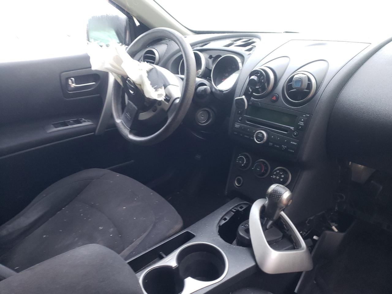 Photo 9 from auction – 2010 NISSAN ROGUE S with VIN JN8AS5MT0AW006013