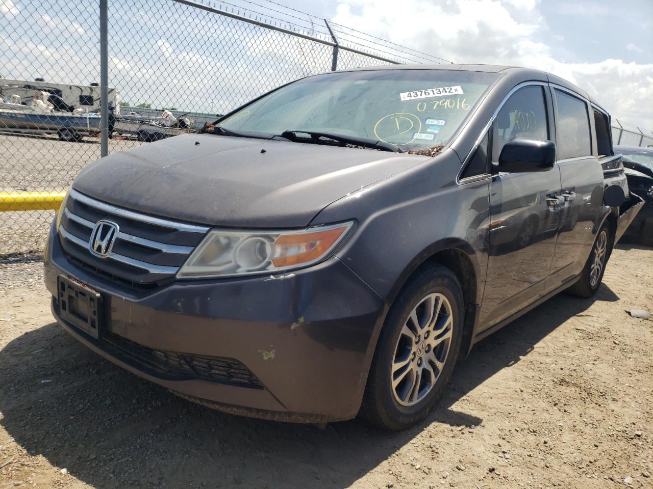 Photo 2 from auction – 2011 HONDA ODYSSEY EX with VIN 5FNRL5H60BB079016