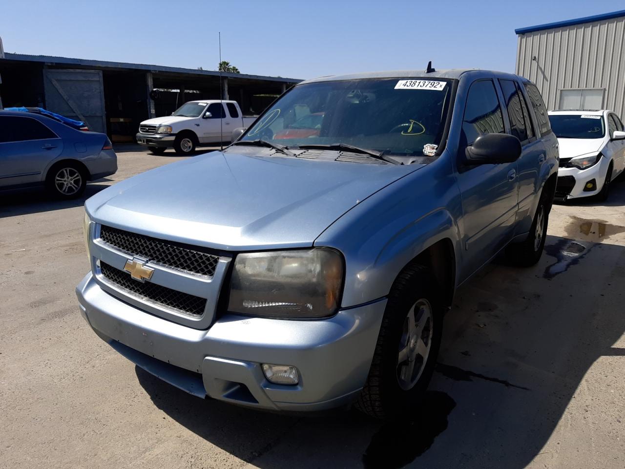 Photo 2 from auction – 2006 CHEVROLET TRAILBLAZE with VIN 1GNDS13S562304413
