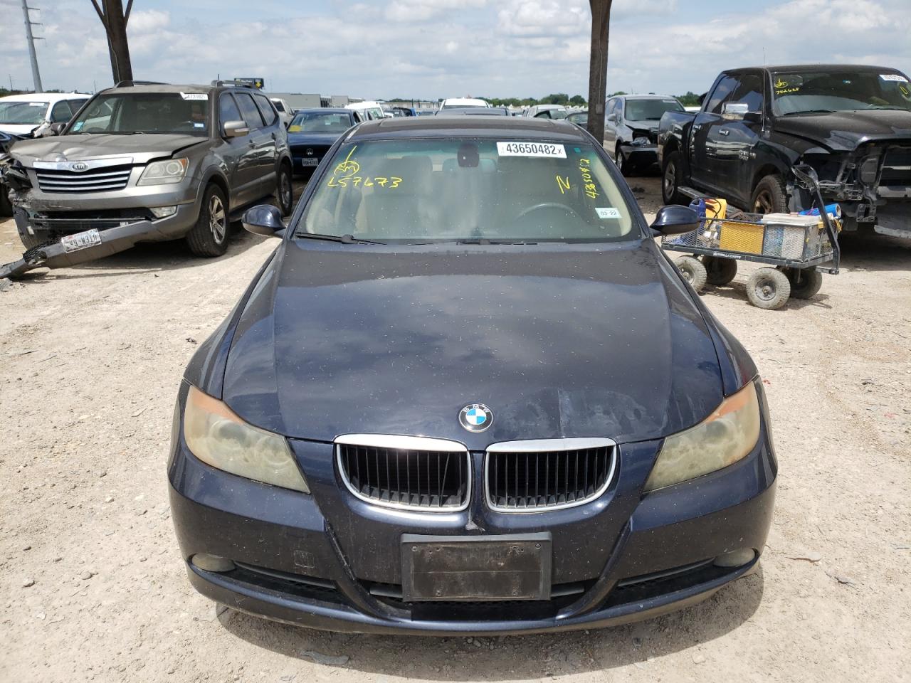 Photo 9 from auction – 2008 BMW 328 I with VIN WBAVA37518NL57673
