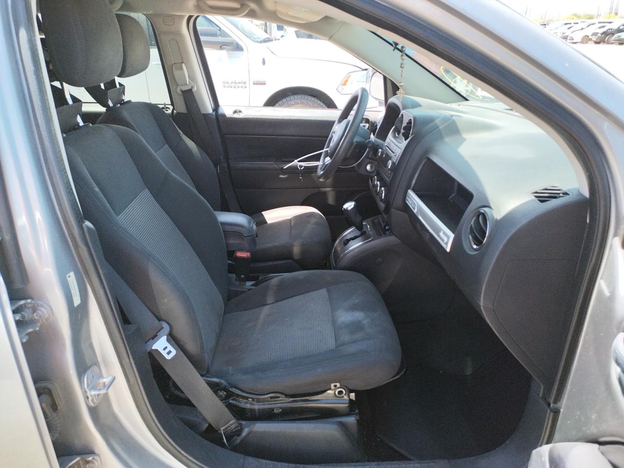 Photo 5 from auction – 2014 JEEP COMPASS SP with VIN 1C4NJCBB9ED793950
