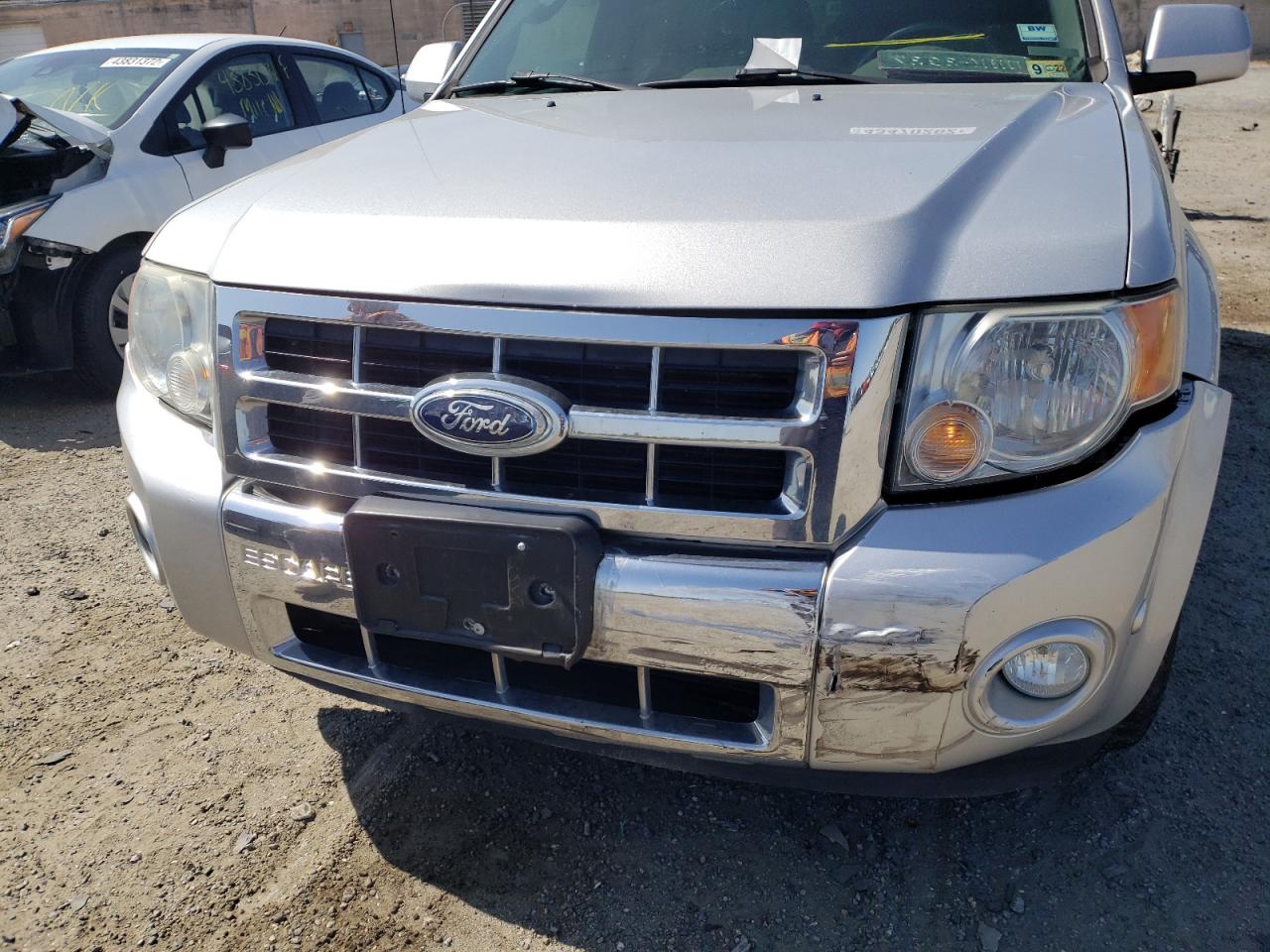 Photo 9 from auction – 2010 FORD ESCAPE LIM with VIN 1FMCU9EG0AKB30602