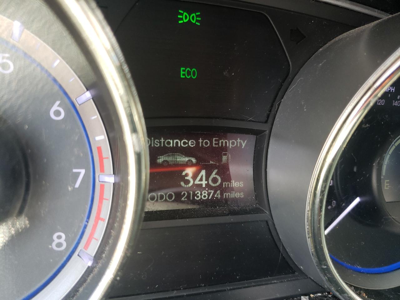 Photo 8 from auction – 2012 HYUNDAI SONATA SE with VIN 5NPEC4AC1CH371401