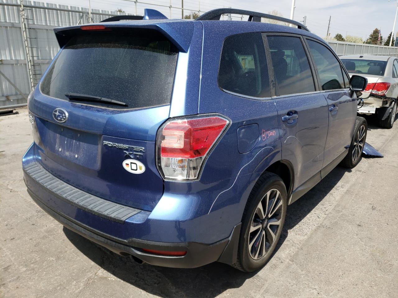 Photo 4 from auction – 2018 SUBARU FORESTER 2 with VIN JF2SJGEC4JH529635