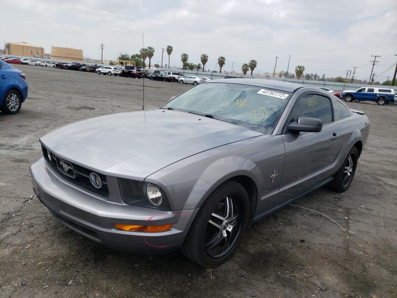 Photo 2 from auction – 2007 FORD MUSTANG with VIN 1ZVFT80N475271701