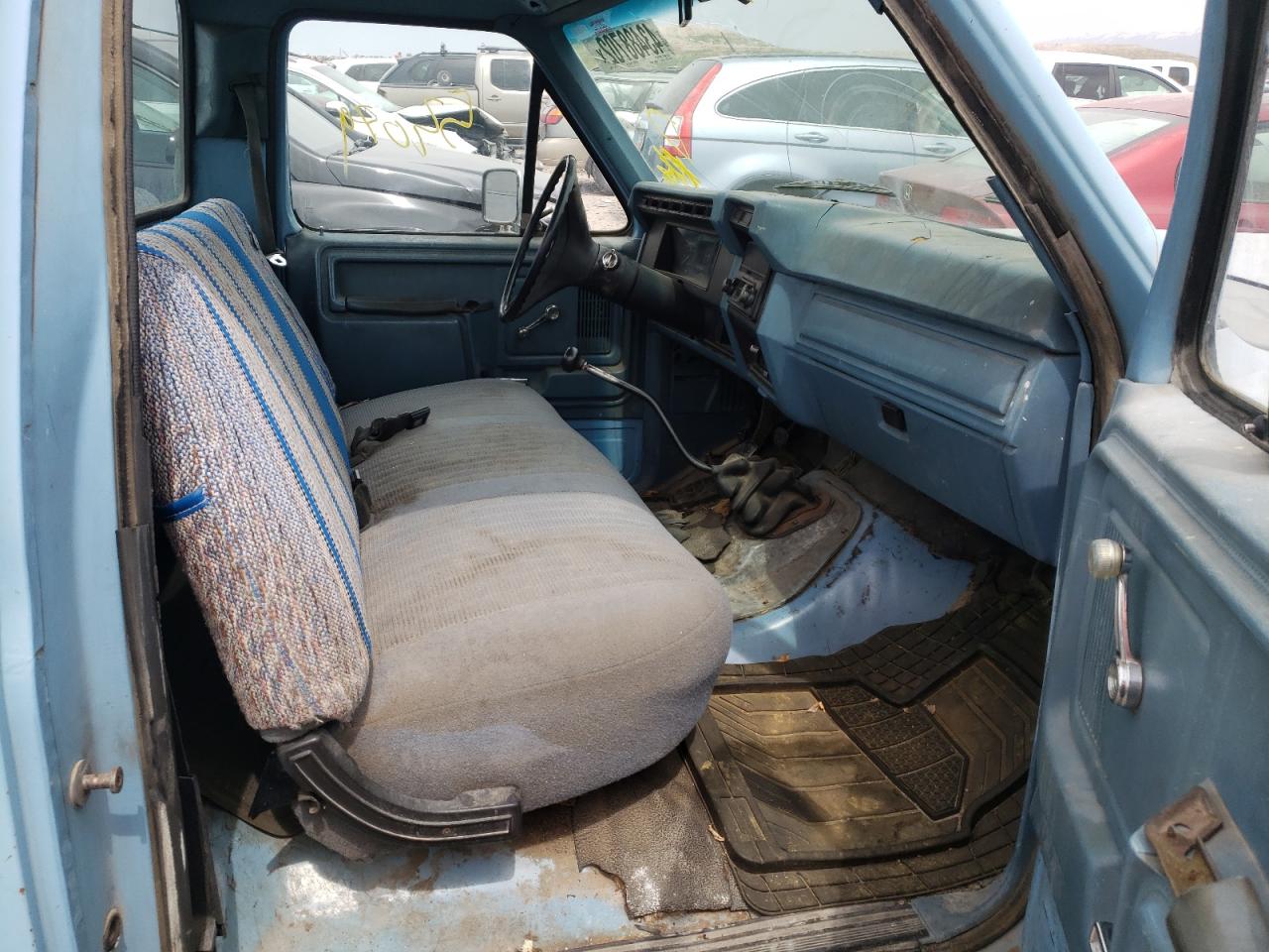 Photo 5 from auction – 1981 FORD F250 with VIN 2FTEF25E5BCB17833