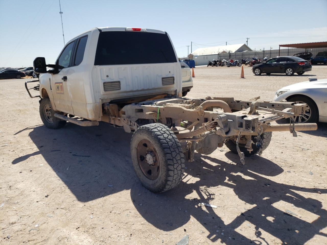 Photo 3 from auction – 2018 FORD F350 SUPER with VIN 1FT7X3B69JEC63072