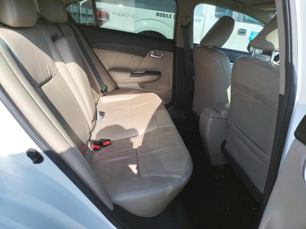 Photo 6 from auction – 2013 HONDA CIVIC EXL with VIN 19XFB2F98DE280754