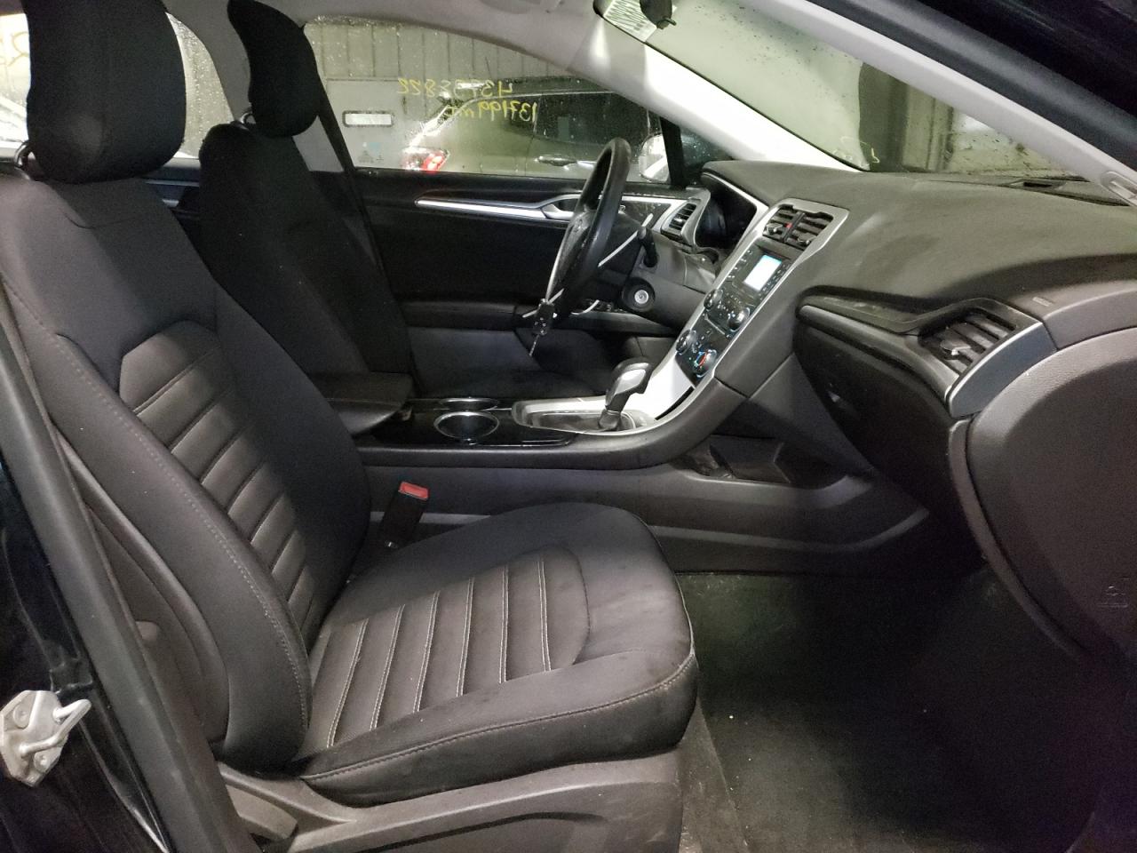 Photo 5 from auction – 2014 FORD FUSION SE with VIN 3FA6P0H73ER119357